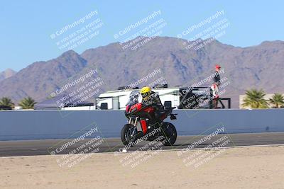 media/Nov-06-2023-Moto Forza (Mon) [[ce023d0744]]/4-Beginner Group/Session 4 (Finish Line Checker)/